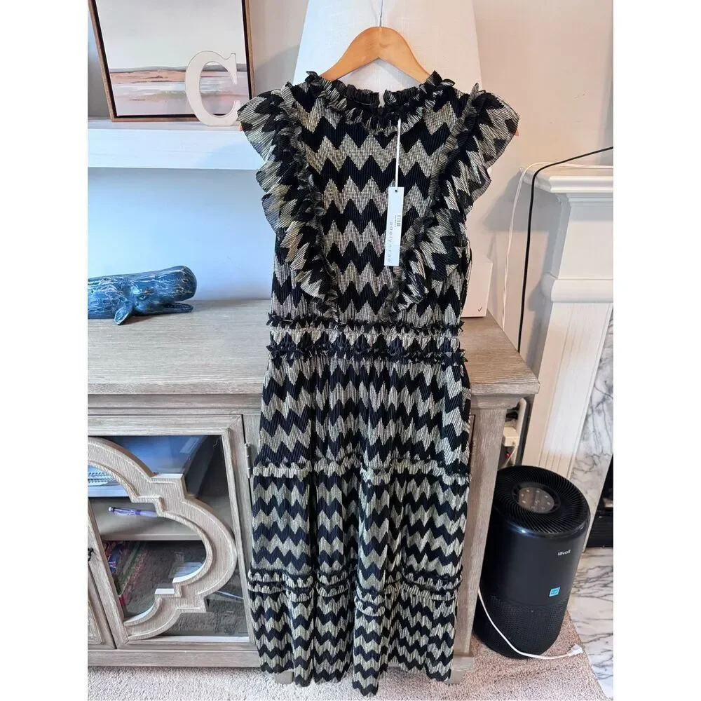 NWT Adelyn Rae Agatha Metallic Pleated Chevron Black Gold Shiny Ruffle Dress siz